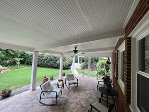 Terrace/patio - Paradise in East Cobb with pool (Marietta)