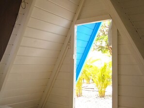Interior - TIPI 4 Bwa Chandel • Domaine de Meilly (Saint-Louis)