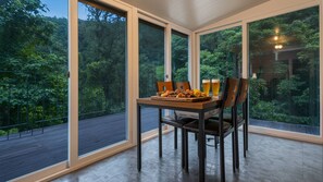 Exterior - Gapyeong Gamseong216 Poolvilla Pension (Gapyeong)