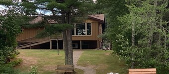 Grandpa’s Lagoon!  Spacious Cabin on Eagle River Chain, minutes from downtown!