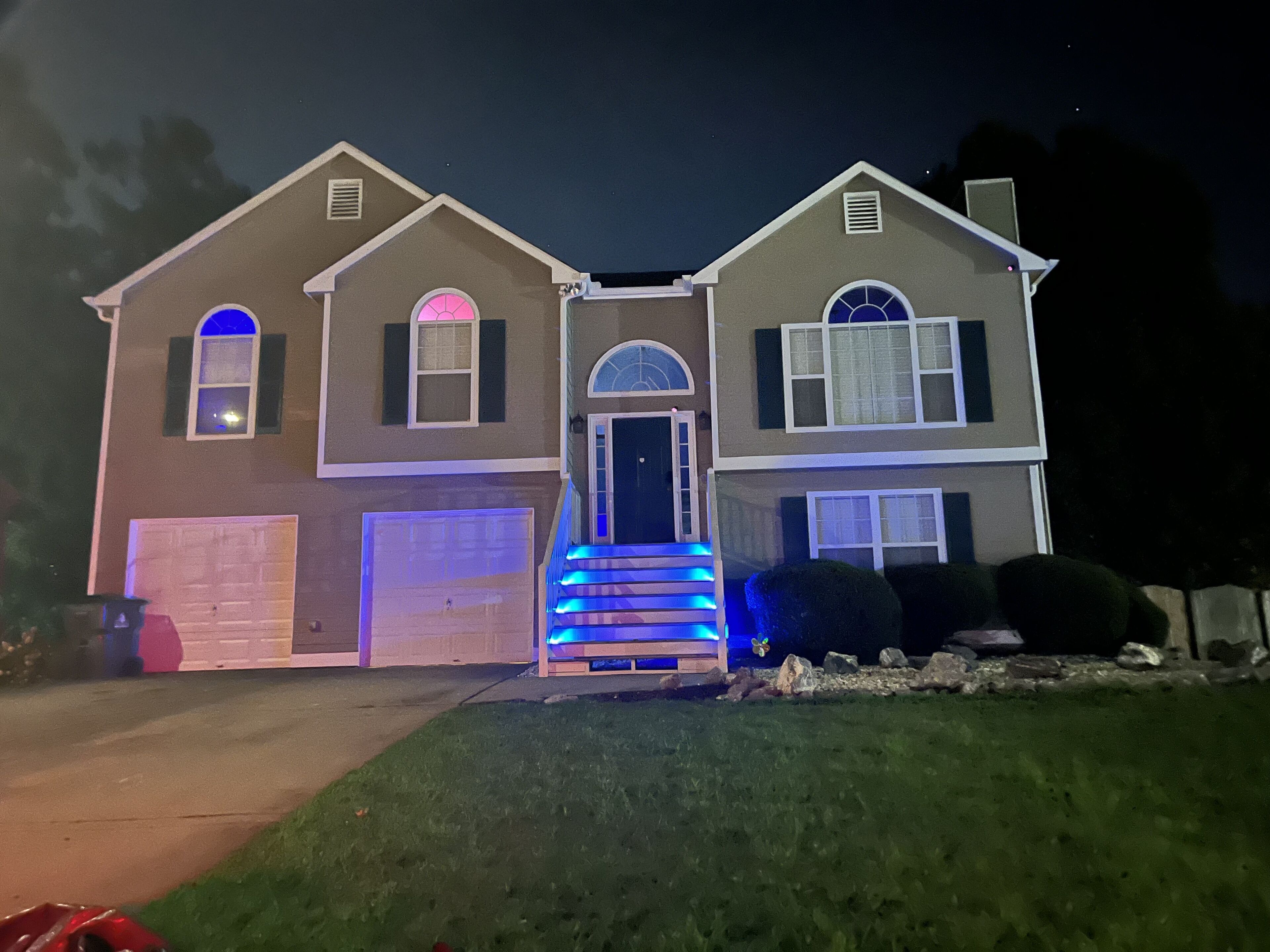 The House of Zen 5BR house with Hot Tub, Movie Theater & exercise room