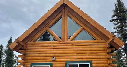 Moose Log Cabin Sleeps 6 near Denali National Park