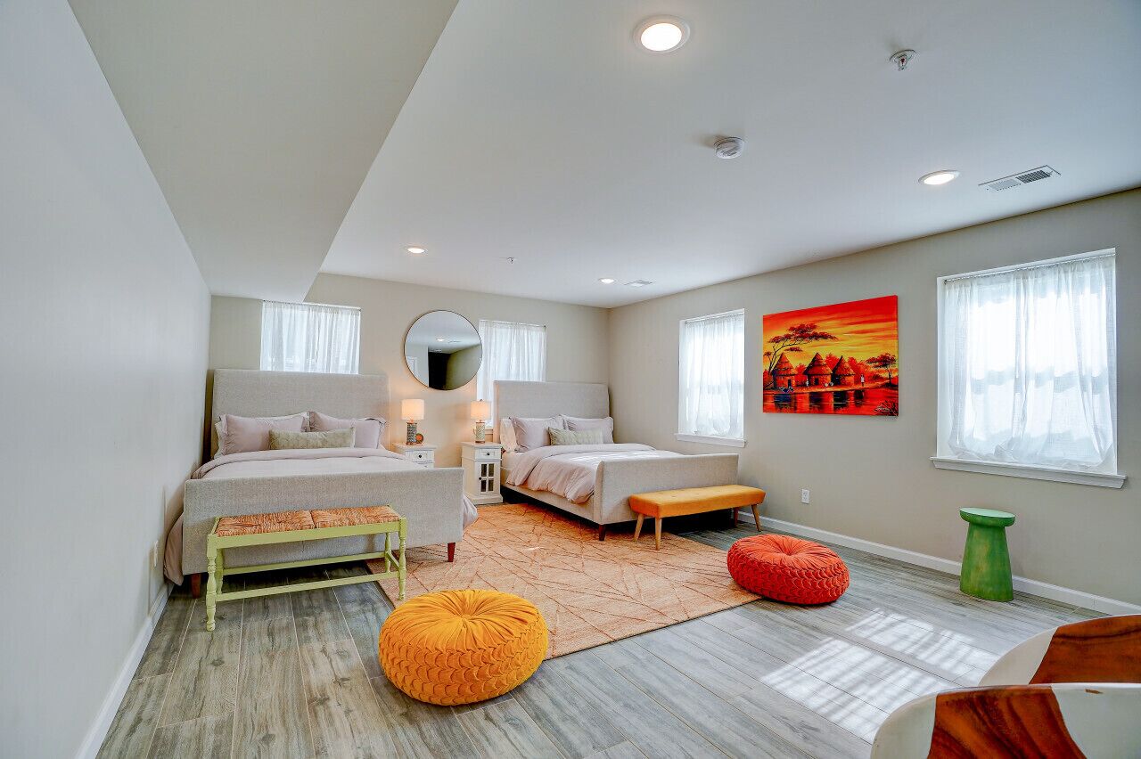 4 bedrooms, desk, iron/ironing board, free WiFi