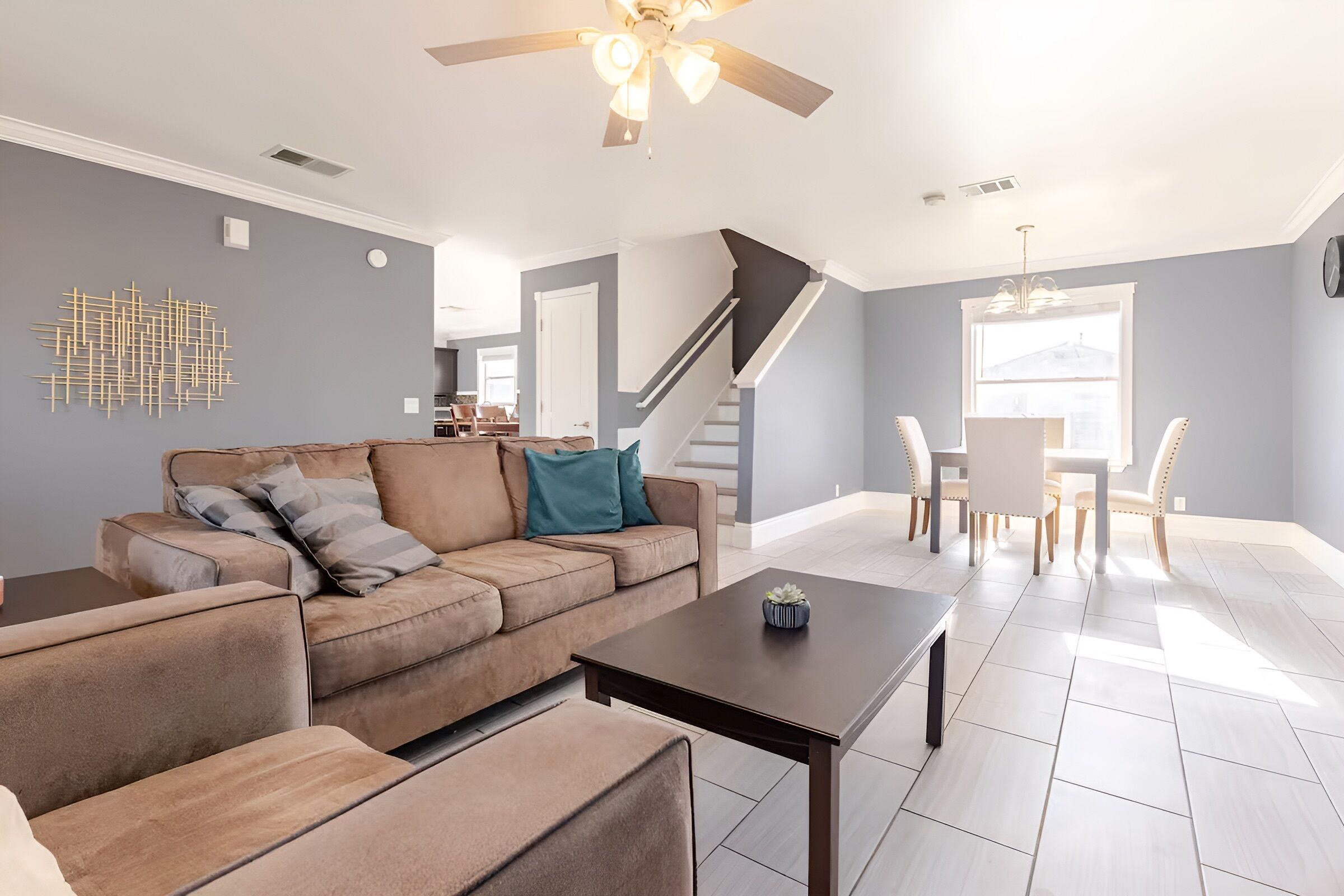 تلفزيون ذكي، مكتب، شاشة كمبيوتر، طابعة