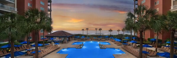 室内游泳池，室外游泳池