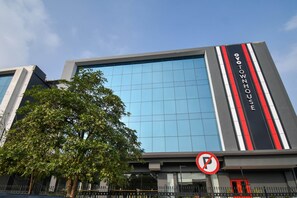 Exterior - OYO Townhouse 596 Hotel KG Estate (Jaipur)