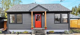 Modern 3 Bedroom Home in Beaverton