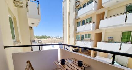 Dock Holiday Pool Apartment