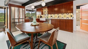 House, 2 Bedrooms | Dining