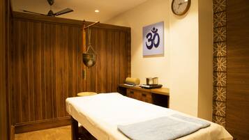 Couples treatment rooms, steam room, Turkish bath, body treatments