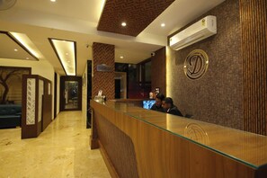 Reception - Hotel Dream Inn (Narendranagar)