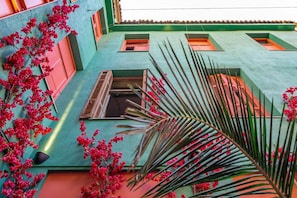 Exterior detail - Snob Athens (Athens)