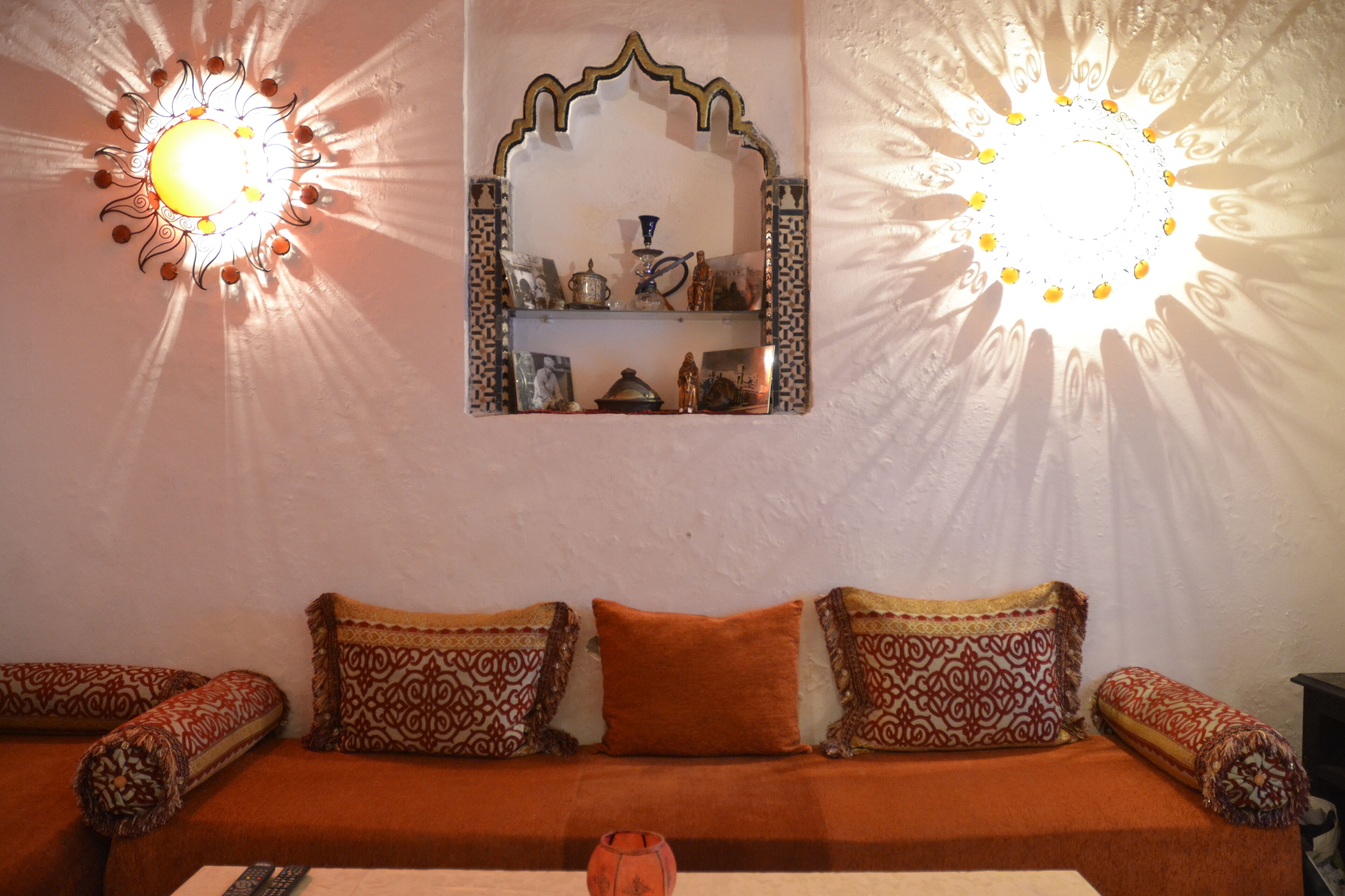 Room, 5 Bedrooms, Smoking, Terrace | Living room