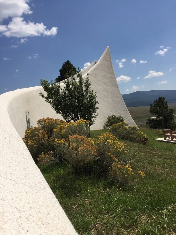 Cabin, 3 Bedrooms | Exterior - Entire Charming Cabin With Lake And Mountain View (Angel Fire)