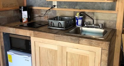 Room-cozy Studio With Heating Near San C