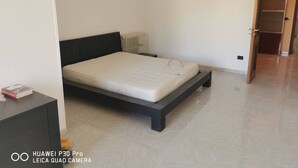 Apartment, 3 Bedrooms, Balcony - Appartamento Privato A Lecce (Lecce)