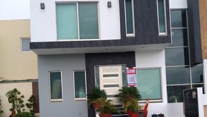 Maison, 2 chambres, accessible aux personnes à mobilité réduite, patio | Extérieur