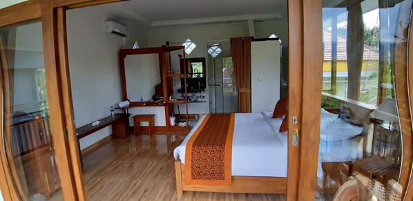 Room, 1 Bedroom, Smoking, Private Pool