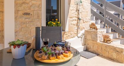 Crete Iraklion Thrapsano House for up to 8 Persons