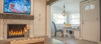 Family Home With Private Pool & Yard Only 24 Mi to Disney 度假村