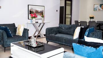 Apartamento, 2 habitaciones, balcón | Sala de estar