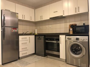 Apartment, 1 Bedroom, Smoking, Balcony | Interior