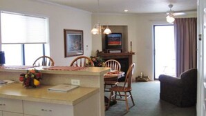 Cabin, 4 Bedrooms