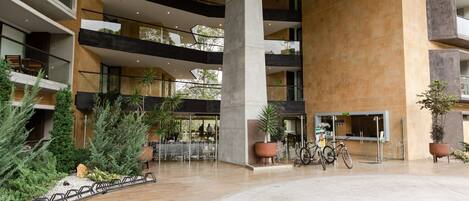 Apartment, 1 Bedroom, Accessible, Balcony | Property entrance