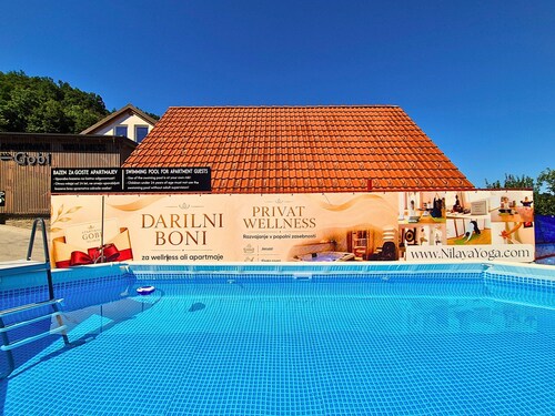 Olimje Apartment with Private Sauna & Free Outdoor Pool - Gobi