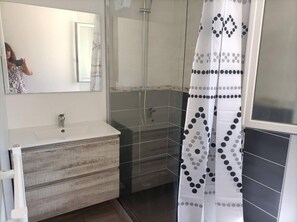 Dusche, Toilettenpapier