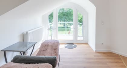 Husumer Wasserturm - Apartment 2 in Husum for up to 3 people