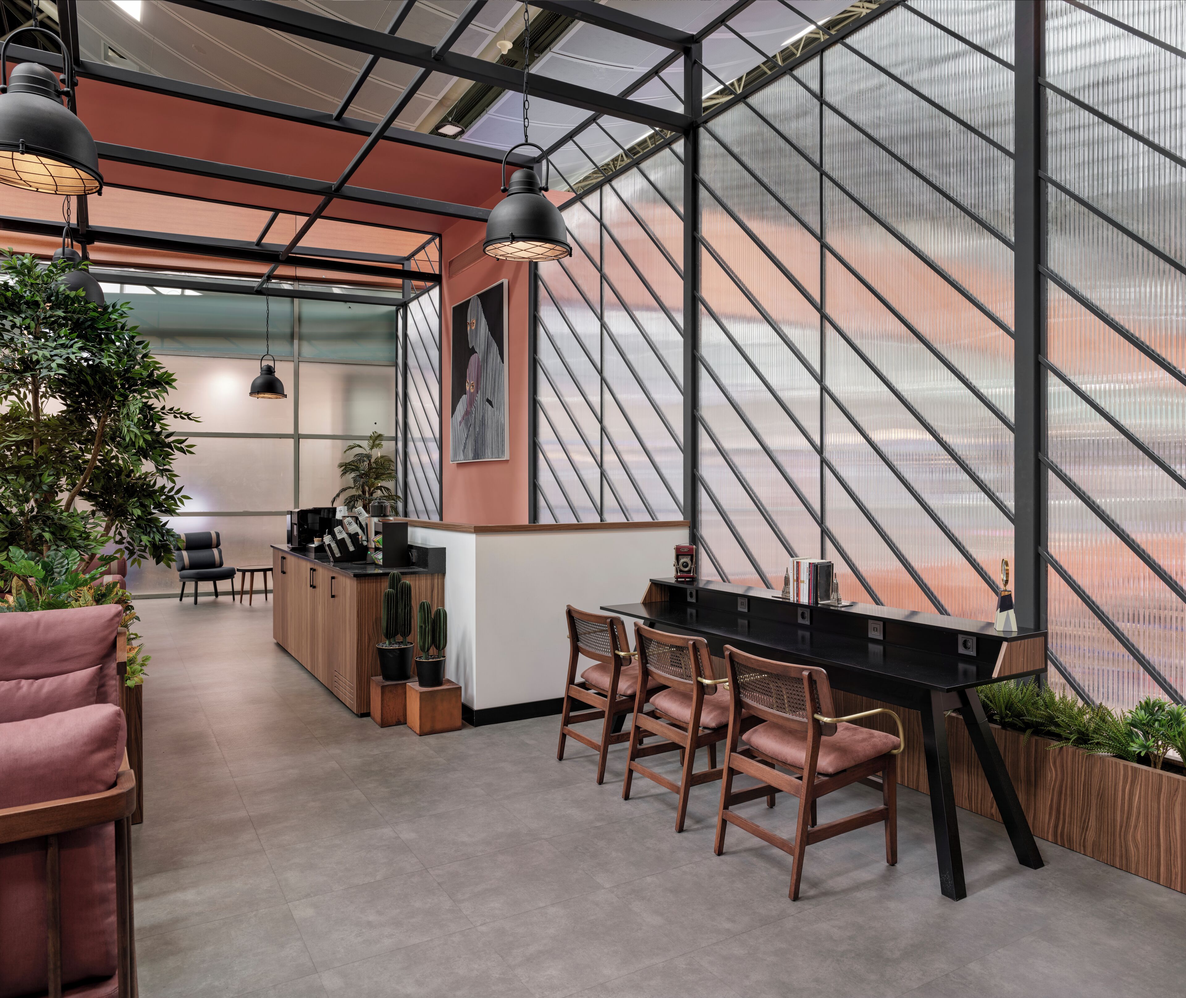 24-inch smart tv with digital channels, tv, tablet