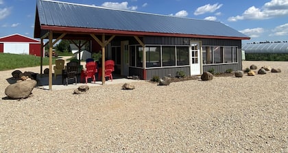 Irish Acres Farm GLAMPGround
Deluxe & Rustic Glamping
Hosting
1-22 persons