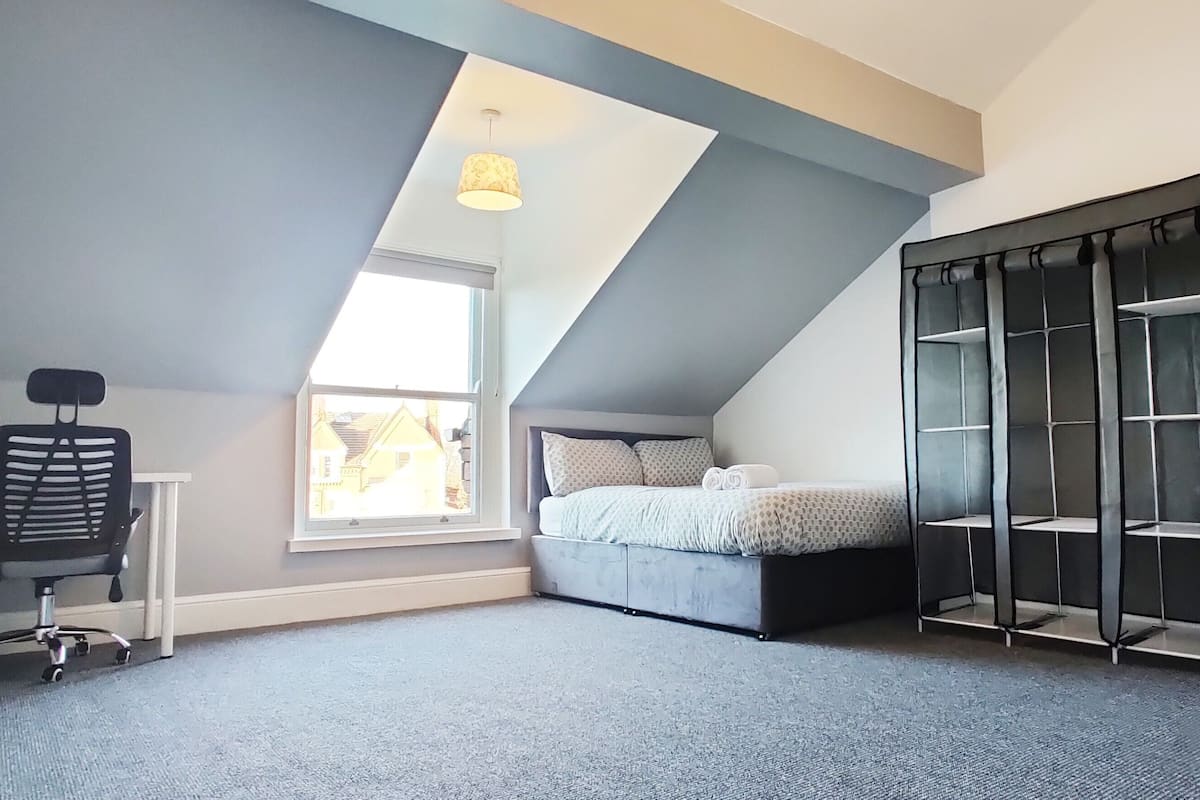Premier Double Room | WiFi (free), bed sheets