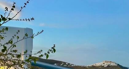 Siesta Villas, Cycladic Elegance With Castle View
