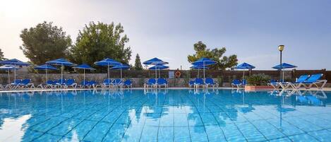 Utomhuspool