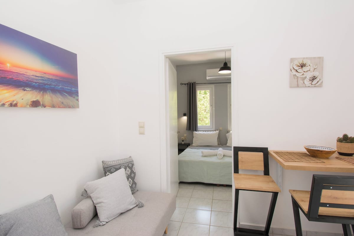 Comfort Apartment | 1 bedroom, laptop workspace, free WiFi, bed sheets