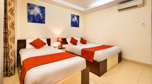 Superior Triple Room, Multiple Beds, City View - HANZ Boutique Hotel Ben Thanh (Ho Chi Minh City)