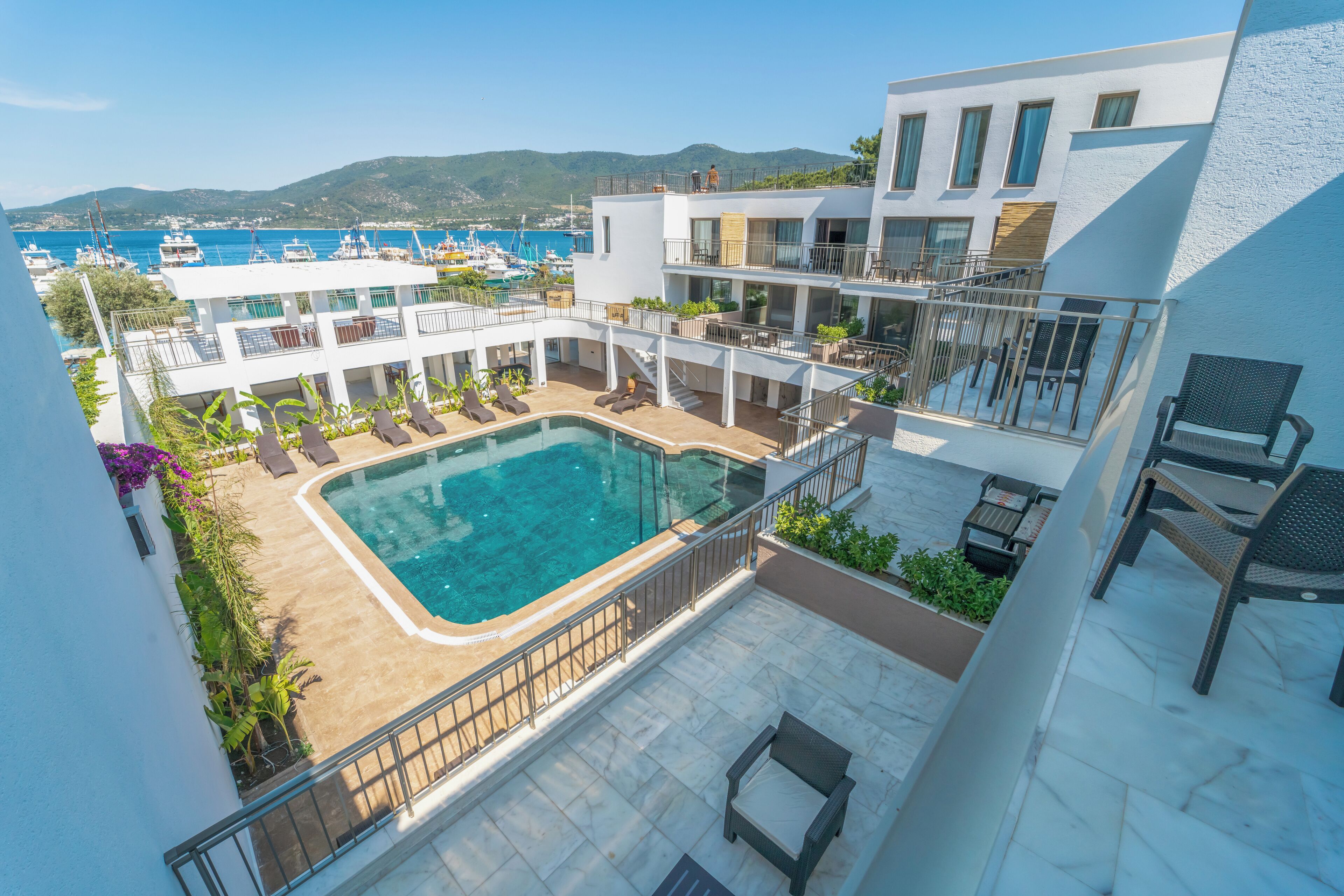 Signature-Studiosuite, Whirlpool, Meerblick | Wohnbereich