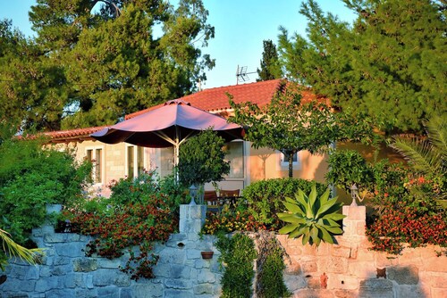 Beautiful Cottage sea View, Near the Beach, Greece