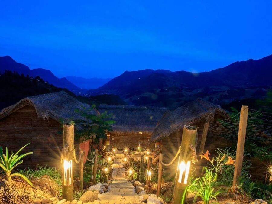 Premium bedding, desk, soundproofing, free WiFi