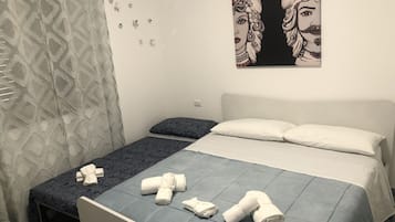 2 quartos, cofres nos quartos, ferros/tábuas de passar roupa, Wi-Fi