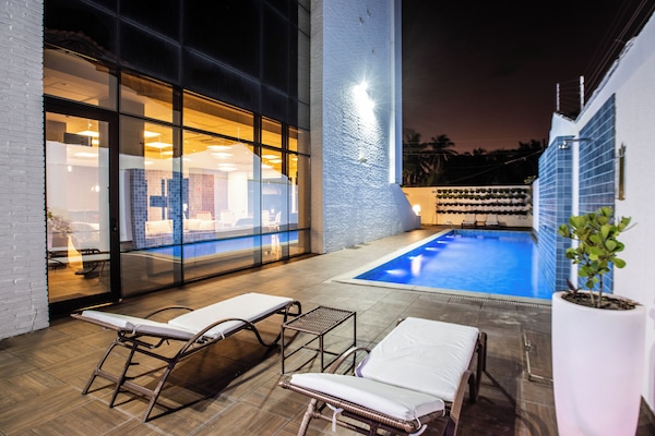 Piscina externa