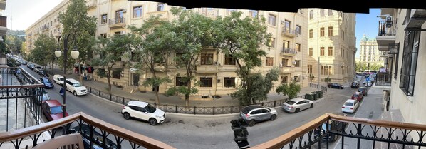 Deluxe Apartment | 2 bedrooms, desk, soundproofing, iron/ironing board