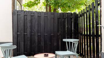 Queen Room with Terrace | Terrace/patio