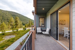 Property grounds - Located in the Heart of Keystone with Private Balcony and Mountain Views! (Keystone)