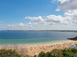 Beach nearby - Porthminster Penthouse (St Ives)