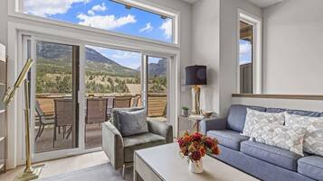 TV, fireplace, Netflix, smart speakers