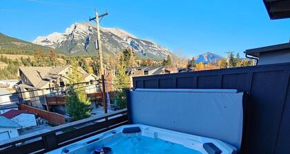 BRAND NEW|Vienna by SSR|TopView|Luxury|PRIVATE HOT TUB|4BR