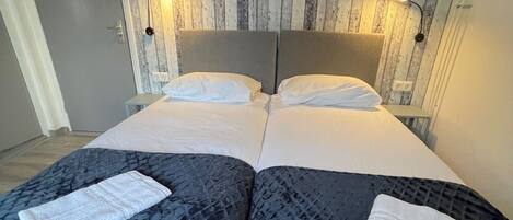 Firemannsrom – familie | Wi-fi (inkludert) og sengetøy